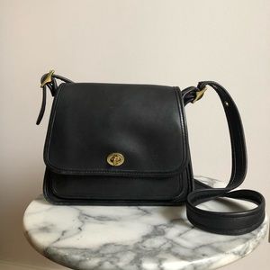 VINTAGE COACH - BLACK CROSSBODY BAG